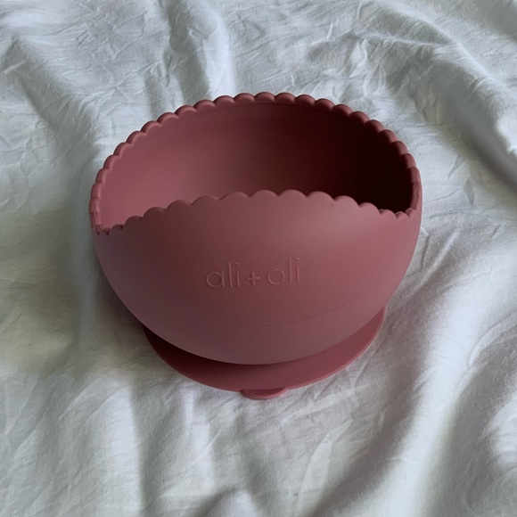 Ali+Oli Silicone Suction Bowl Dusty Rose Baby Feeding Dish - Picture 3 of 4